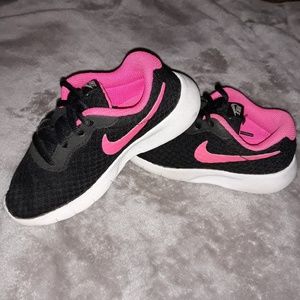 Girls Nike sneakers size 11